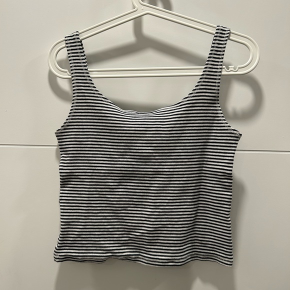 Zara black and white striped cropped tank top - Picture 2 of 3